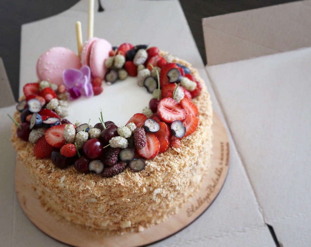 Julie’s Cake Delights